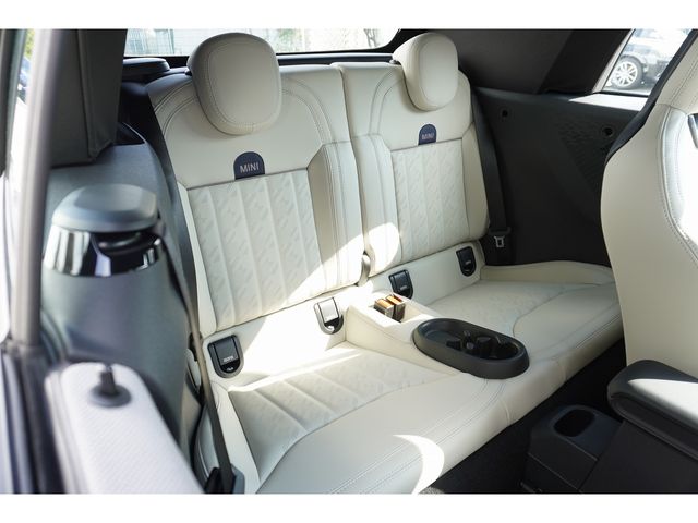 BMW MINI COOPER OPEN 2025 Image 31