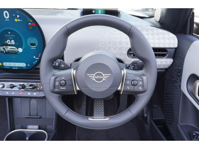 BMW MINI COOPER OPEN 2025 Image 31