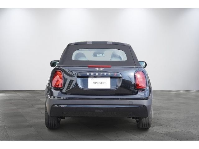 BMW MINI COOPER OPEN 2025 Image 31