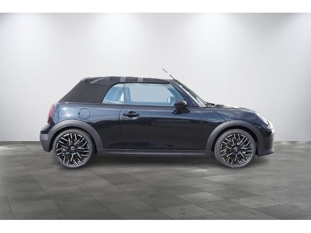 BMW MINI COOPER OPEN 2025 Image 31