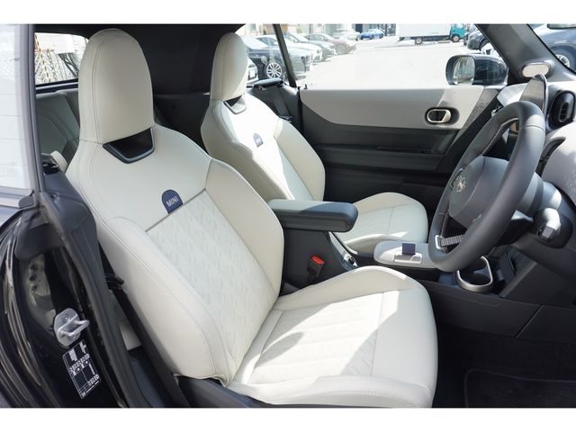 BMW MINI COOPER OPEN 2025 Image 31