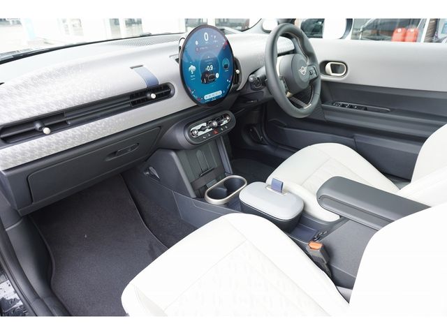 BMW MINI COOPER OPEN 2025 Image 31