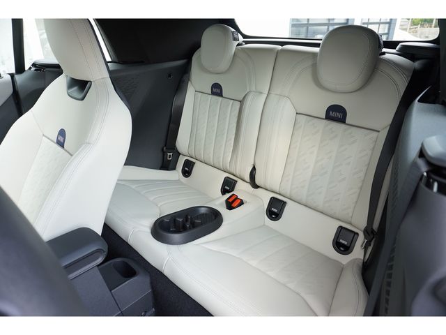 BMW MINI COOPER OPEN 2025 Image 31