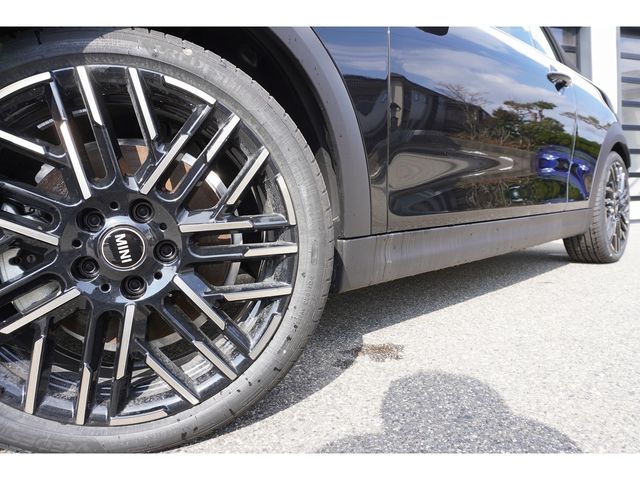 BMW MINI COOPER OPEN 2025 Image 31