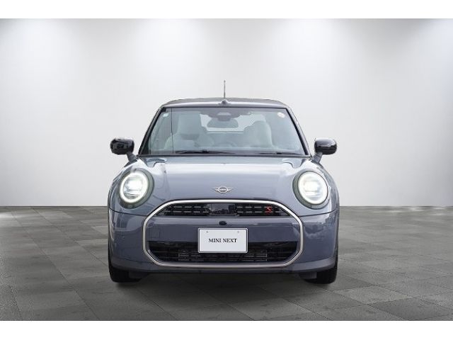 BMW MINI COOPER OPEN 2025 Image 31