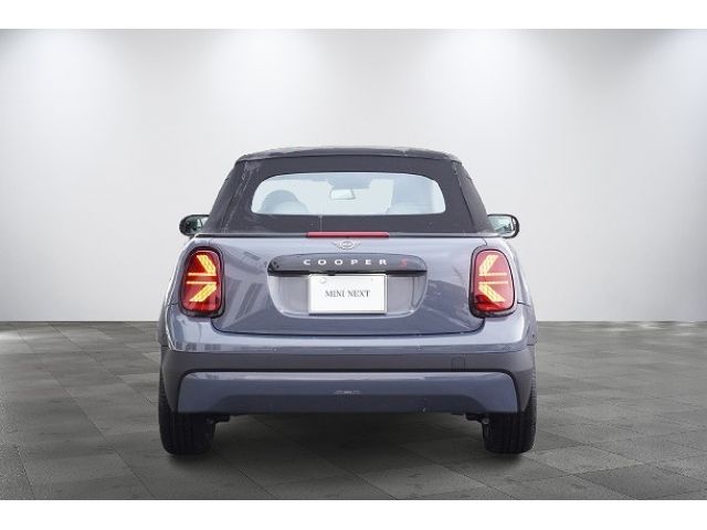 BMW MINI COOPER OPEN 2025 Image 31