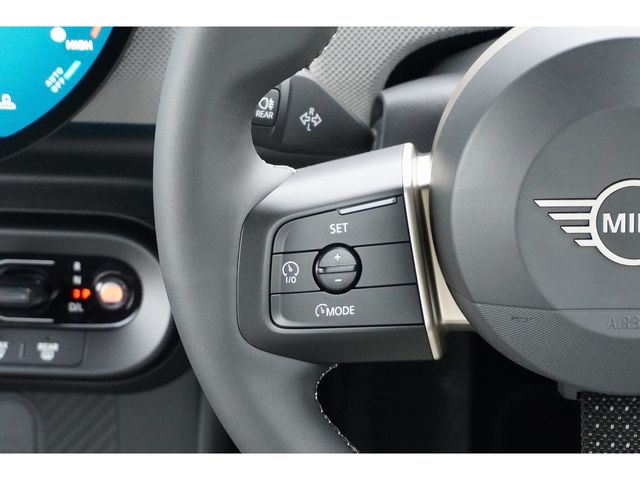 BMW MINI COOPER OPEN 2025 Image 31