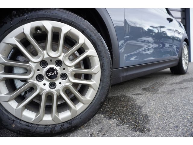 BMW MINI COOPER OPEN 2025 Image 31