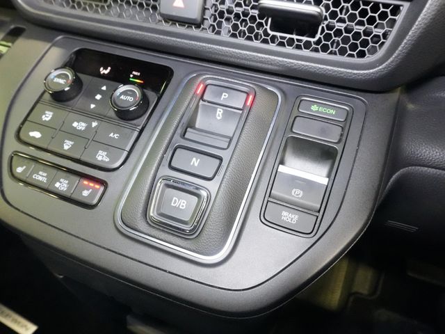 HONDA STEPWAGON E:HEV SPAD 2024 Image 31