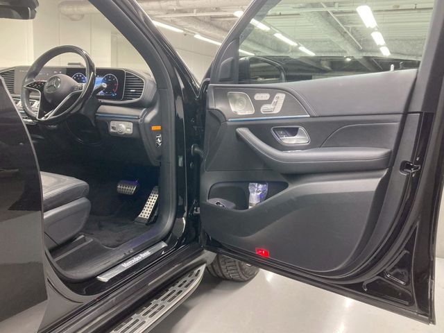 MERCEDES BENZ GLS CL 2024 Image 31