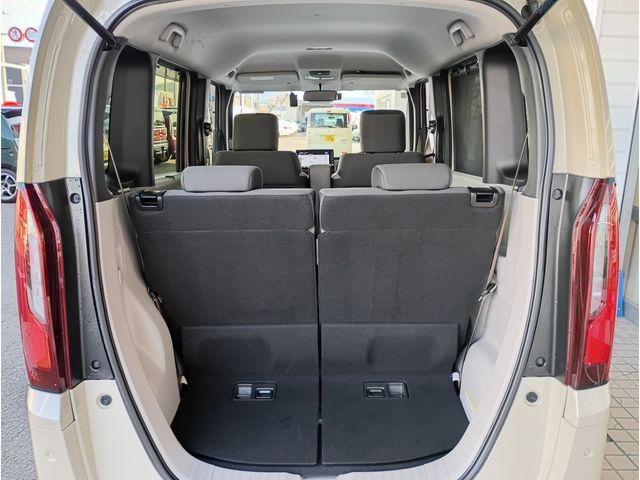 HONDA N BOX 2024 Image 31