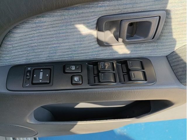 TOYOTA HILUXSURF WAGON 4WD 1996 Image 31