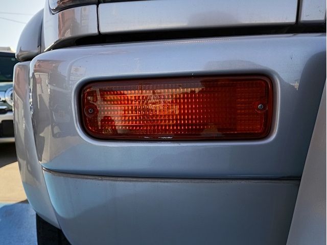 TOYOTA HILUXSURF WAGON 4WD 1996 Image 31