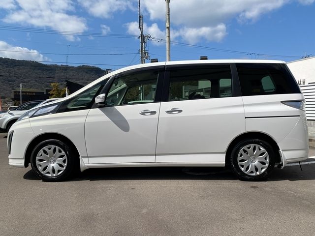 MAZDA BIANTE 2011 Image 31