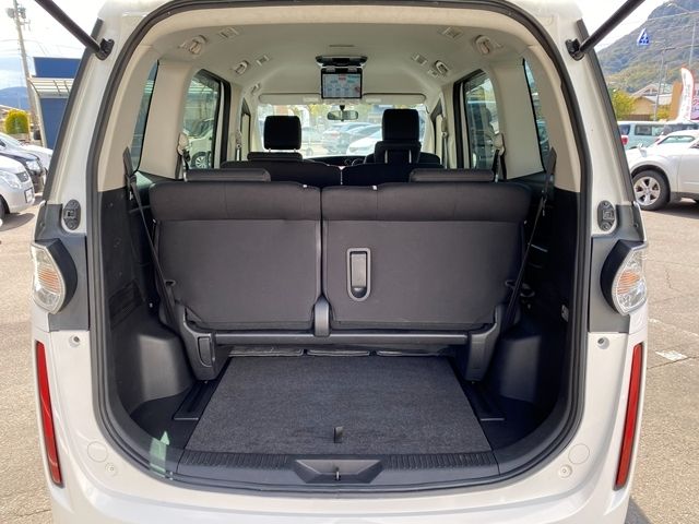 MAZDA BIANTE 2011 Image 31