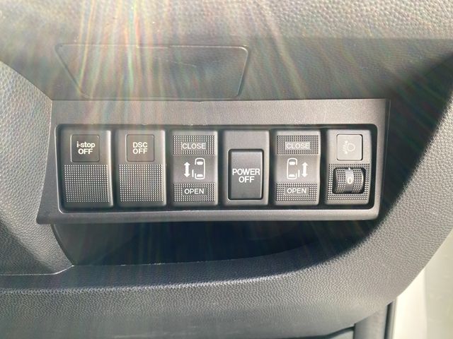 MAZDA BIANTE 2011 Image 31