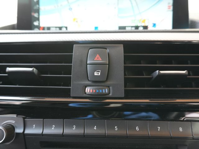 BMW 1SERIES 2018 Image 31