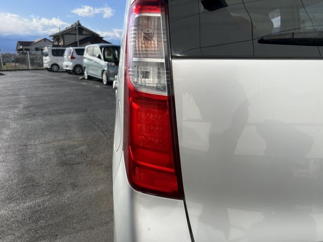 SUZUKI WAGON R 2013 Image 31