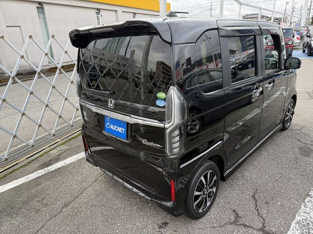 HONDA N BOX CUSTOM 2020 Image 31