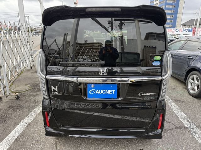 HONDA N BOX CUSTOM 2020 Image 31