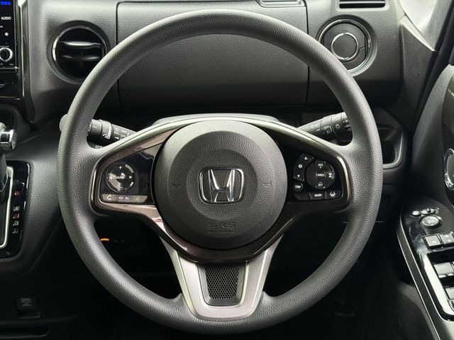 HONDA N BOX CUSTOM 2020 Image 31