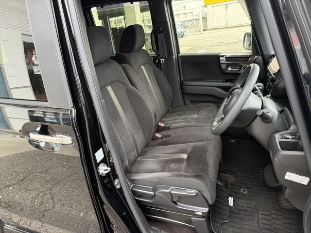 HONDA N BOX CUSTOM 2020 Image 31