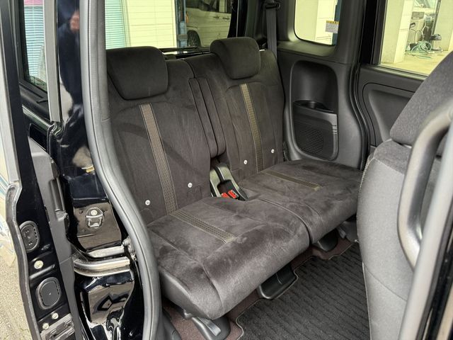 HONDA N BOX CUSTOM 2020 Image 31