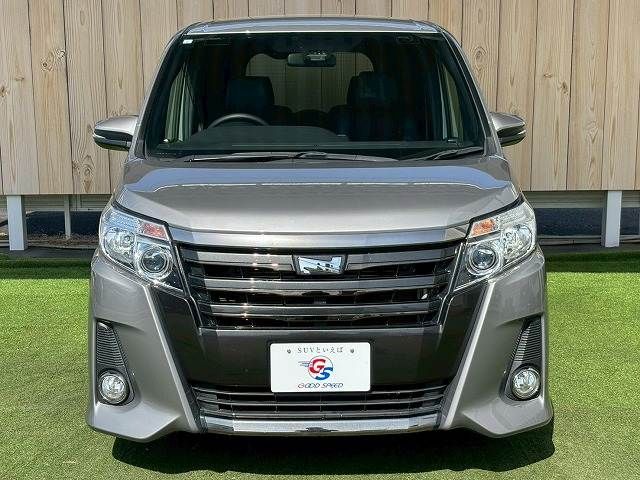 TOYOTA NOAH 2017 Image 31