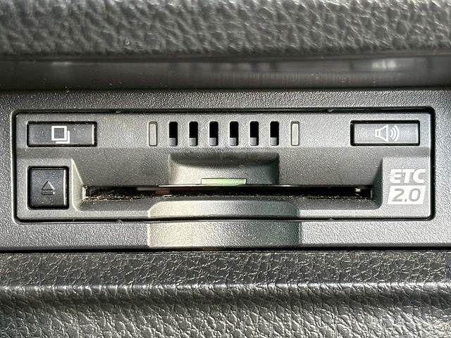 TOYOTA NOAH 2017 Image 31