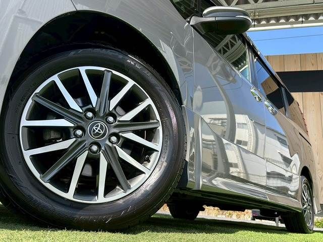 TOYOTA NOAH 2017 Image 31