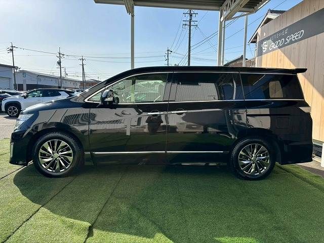 NISSAN ELGRAND 2019 Image 31