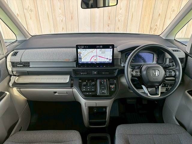 HONDA STEPWAGON E:HEV 2023 Image 31