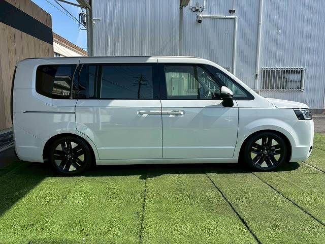 HONDA STEPWAGON E:HEV 2023 Image 31