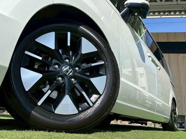 HONDA STEPWAGON E:HEV 2023 Image 31