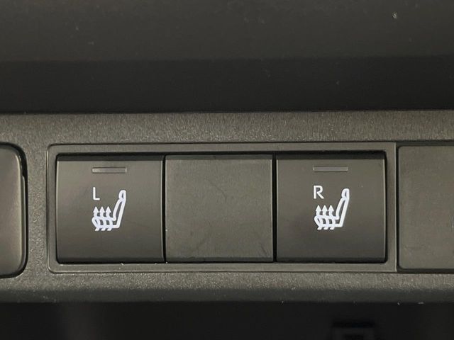 TOYOTA YARIS CROSS HYBRID 2025 Image 31