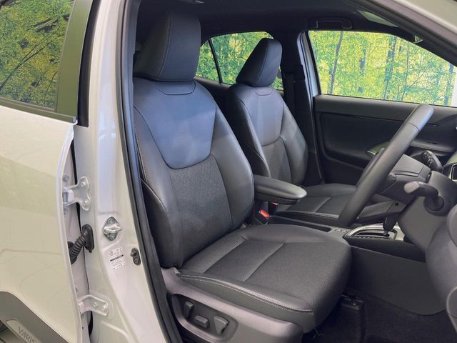 TOYOTA YARIS CROSS HYBRID 2025 Image 31