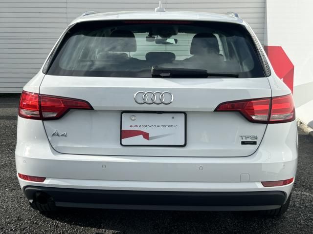 AUDI A4 AVANT 2018 Image 31