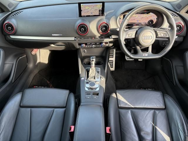 AUDI S3 SPORTBACK 2018 Image 31