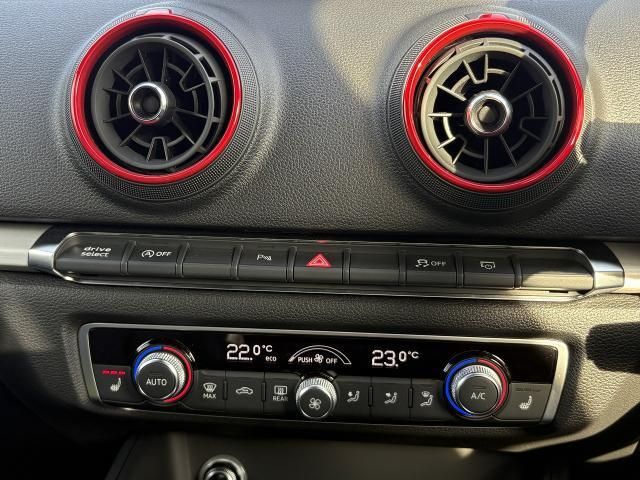 AUDI S3 SPORTBACK 2018 Image 31