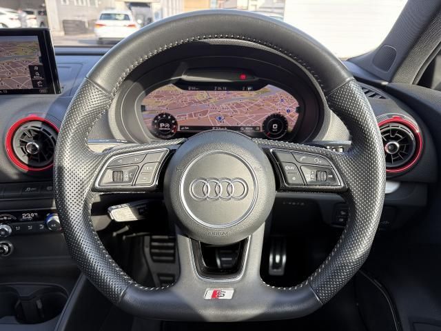 AUDI S3 SPORTBACK 2018 Image 31