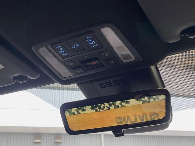 TOYOTA NOAH HYBRID 2023 Image 31