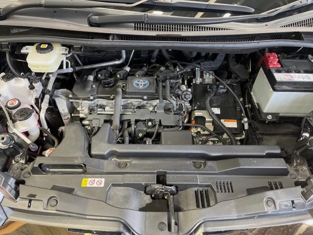 TOYOTA NOAH HYBRID 2023 Image 31