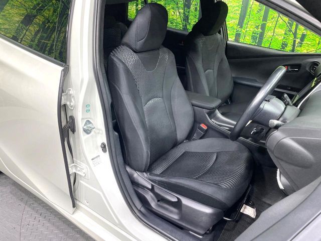 TOYOTA PRIUS 2017 Image 31