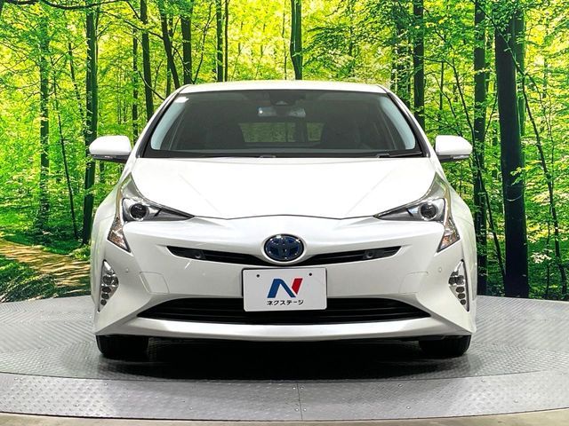 TOYOTA PRIUS 2017 Image 31