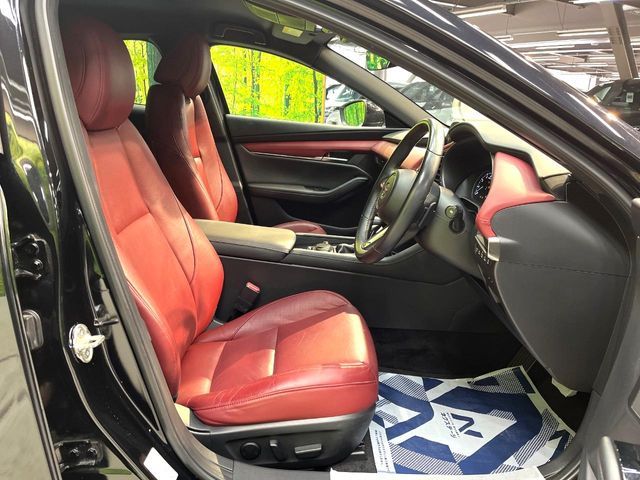 MAZDA 3 FASTBACK 2022 Image 31