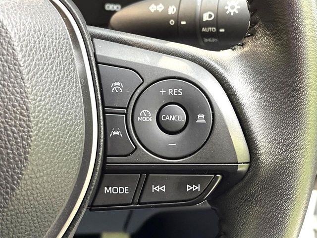 TOYOTA COROLLA CROSS HYBRID 2024 Image 31