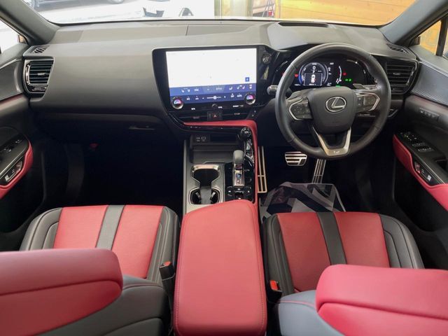 TOYOTA LEXUS NX350H 2023 Image 31