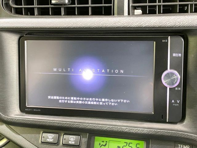 TOYOTA AQUA 2014 Image 31