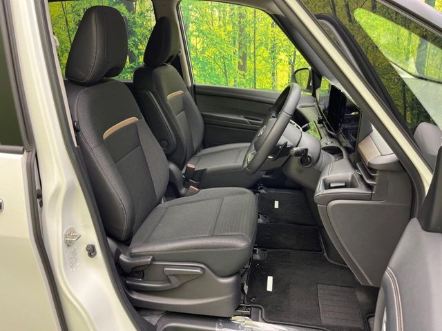 NISSAN SERENA  WG 2023 Image 31