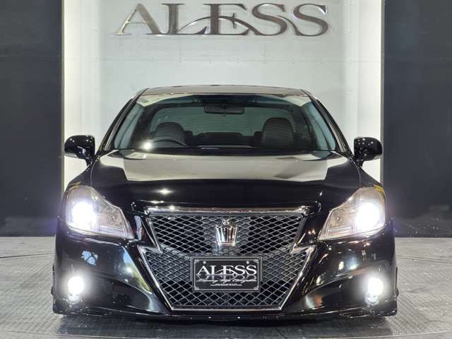 TOYOTA CROWN SEDAN 2010 Image 31